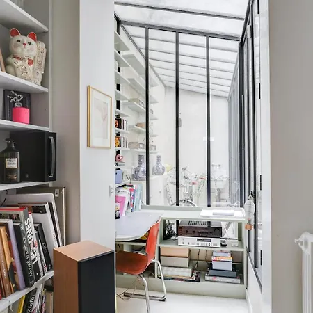 Appartement Sumptuous House With Patio Parijs