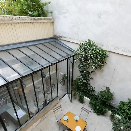 Sumptuous House With Patio Appartement