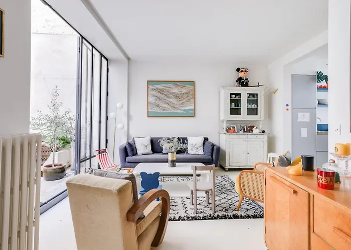 Sumptuous House With Patio * Παρίσι